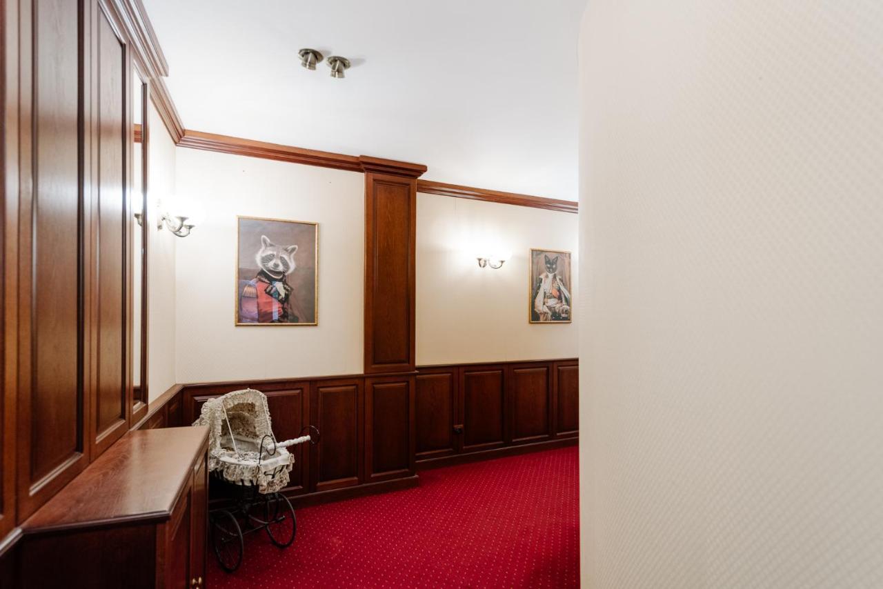 Petra Inn Apartments In Historical Palace Bratislava Exterior photo